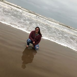 Meet your Posher, Angela